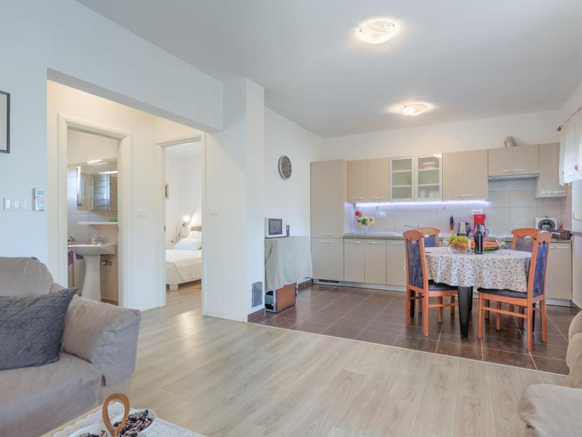 Ruza - Pul503 By Interhome * Fažana